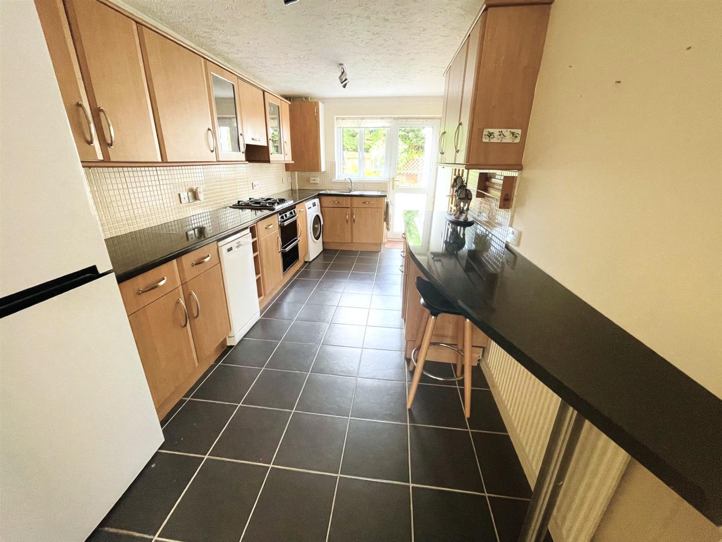 Ffordd Y Gamlas, Gowerton, Swansea, SA4 3DT